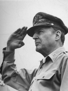 Douglas Macarthur Saluting